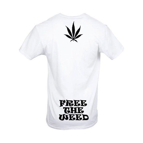 Graphic Peace Leaf Tee - Picture 3 of 6